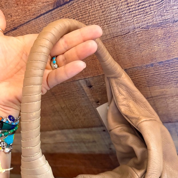 NWT Sundance Made in Italy Leather Hobo Bag - Picture 6 of 9